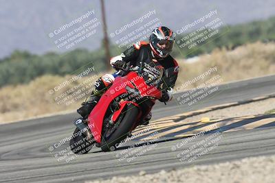 media/Oct-13-2025-Moto Forza (Mon) [[a66d839500]]/3-B Group/Session 3 (Turn 16)/